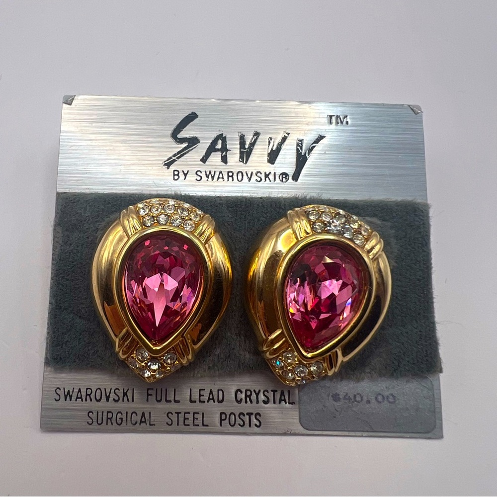 Vintage New Old Stock Savvy by Swarovski Chunky Gold Tone & Crystal Earrings - Picture 5 of 7